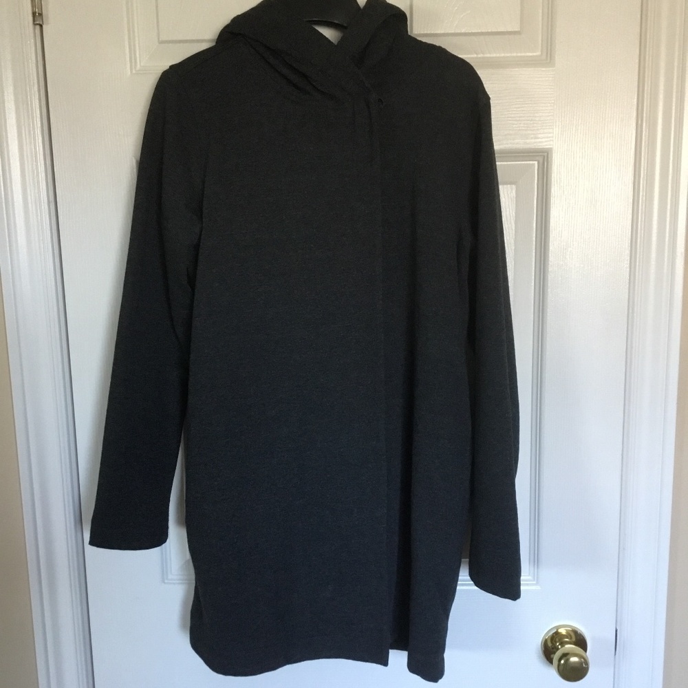 Nearly New Hooded Athletic Leisurewear